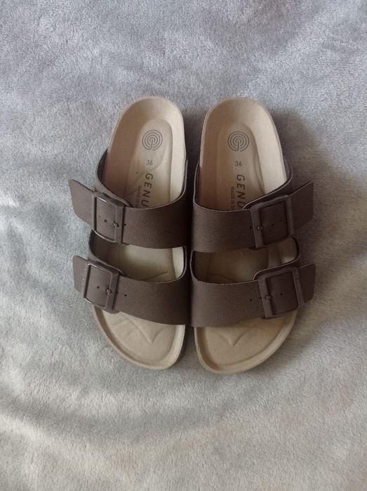 Klapki Genuins 36.unisex