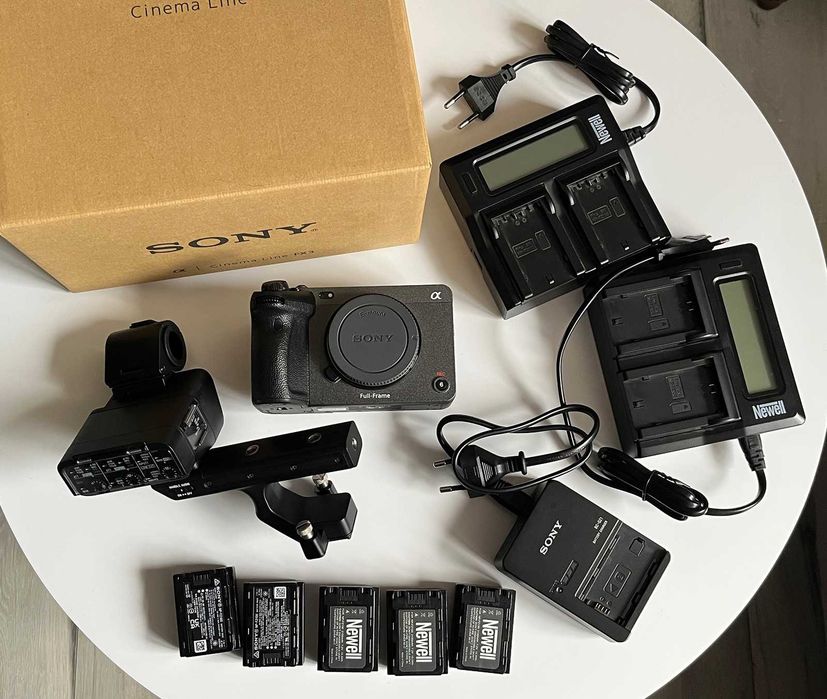 Kamera Sony FX3, bardzo zadbana, dodatkowe baterie i ładowarki