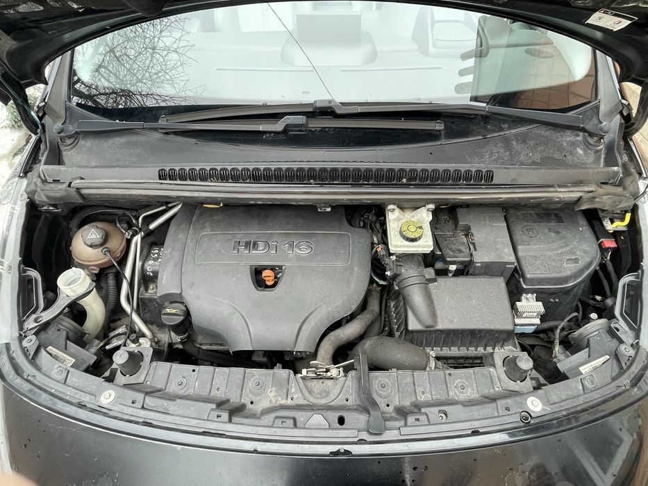 Peugeot 3008 2.0 дизель. Автомат. 2014рік