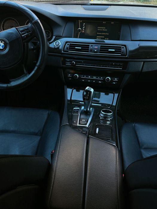 Продам BMW f10 528i