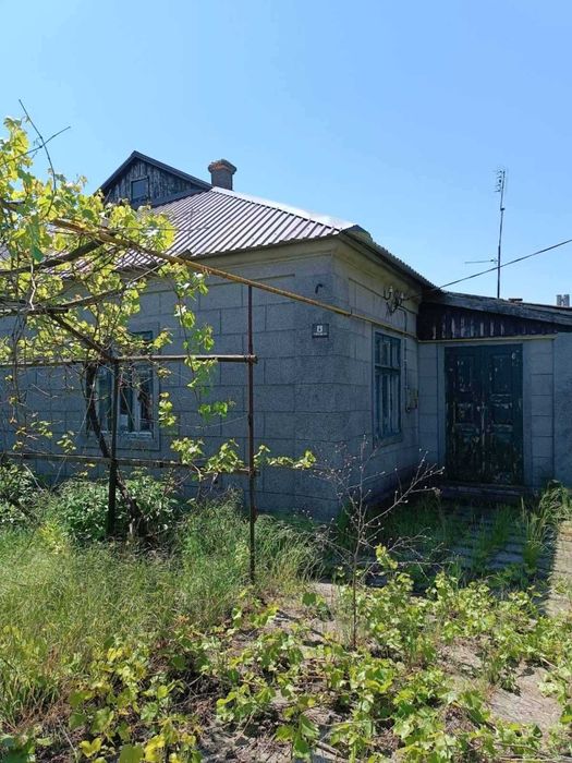 Продам дом на 2 входа. общ 128м. с.Дачне