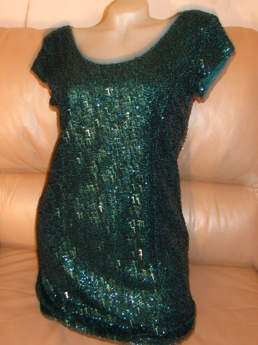 Продам  платье H&M нарядное! Новое!