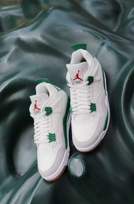Jordan Air Jordan 4 Retro Green Thunder.43