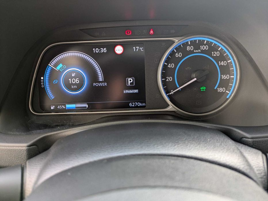 Nissan Leaf de 2023 com 6000km (Com Iva)