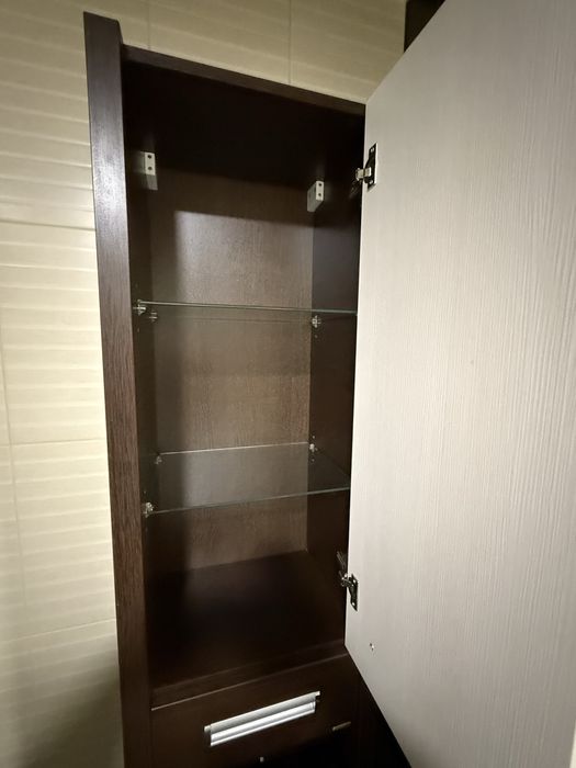 Пенал у ванну кімнату