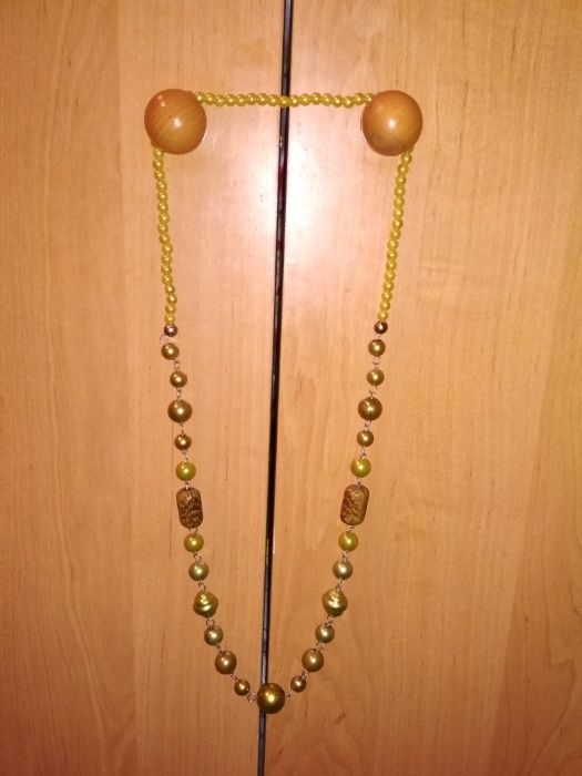 бусы длинные разные