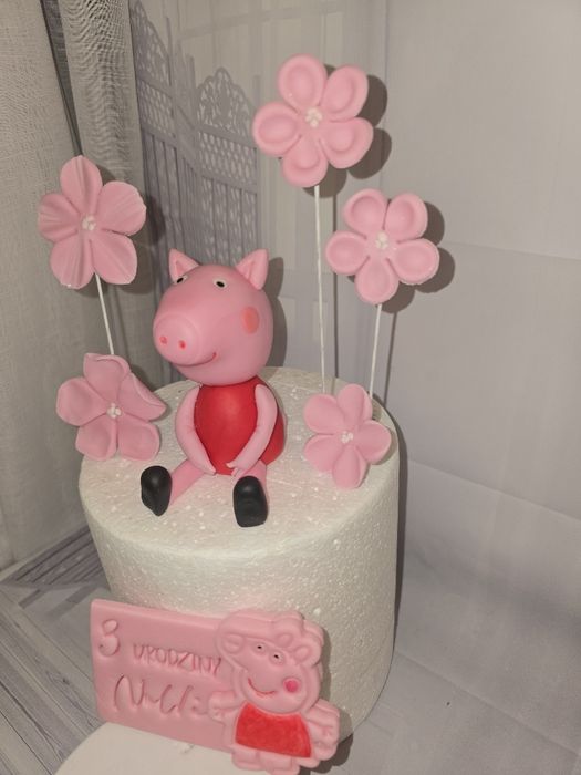 Świnki peppa z masy cukrowej figurka dekoracja na tort