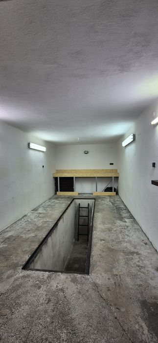 Garaż z kanałem na godziny