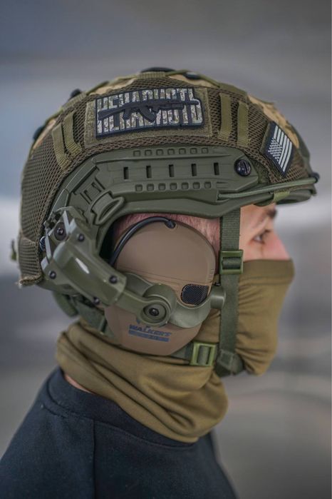 Комплект FAST тактичний шолом ФРАНЦІЯ + кавер + навушники + ліхтарик