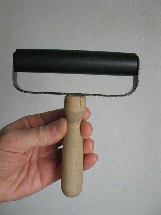 фото валик резиновый с ручкой