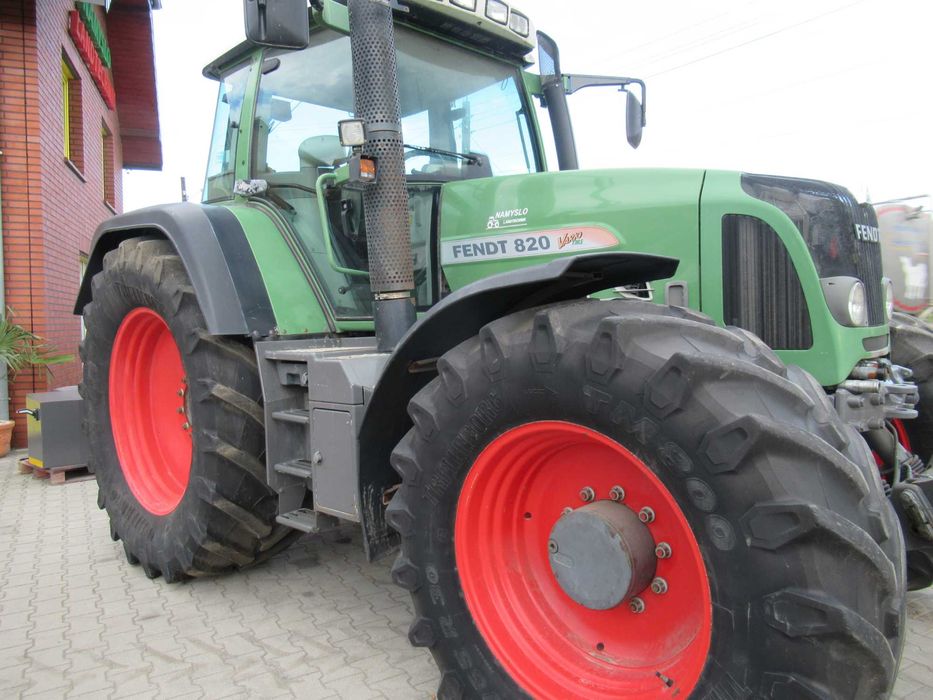 ciagnik Fendt 820 Vario TMS