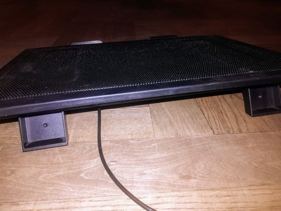Podstawka chłodząca do laptopa MODECOM