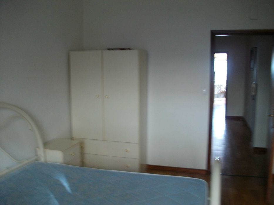 Quarto no Centro da Guarda