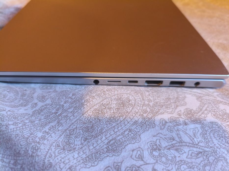 ASUS Vivobook Pro M3401Q 14" | 8GB RAM | SSD 250GB | RTX 3050