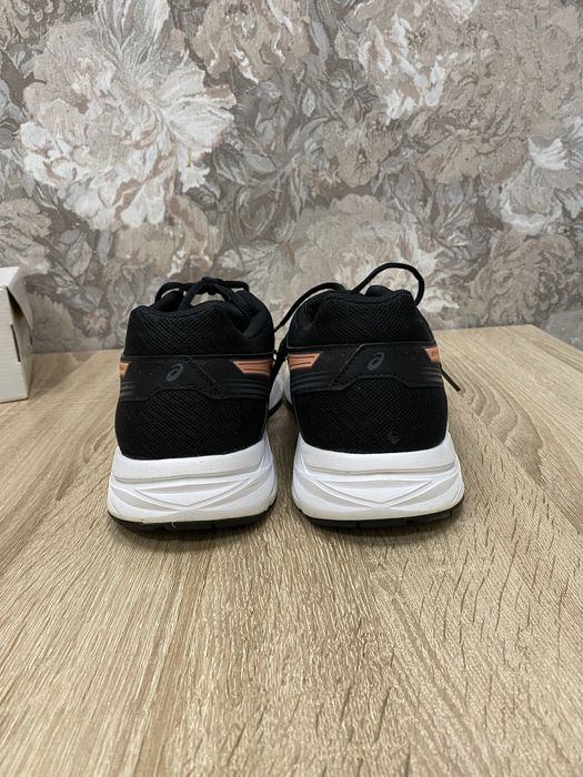 ASICS gel-contend 4 кросівки кроси кроссовки
