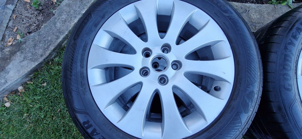 колеса  R17 5x112 +  гума Goodyear 225 45 r17  2024