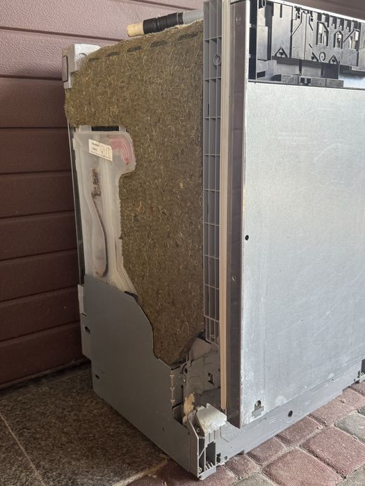 Посудомийна машина BOSCH