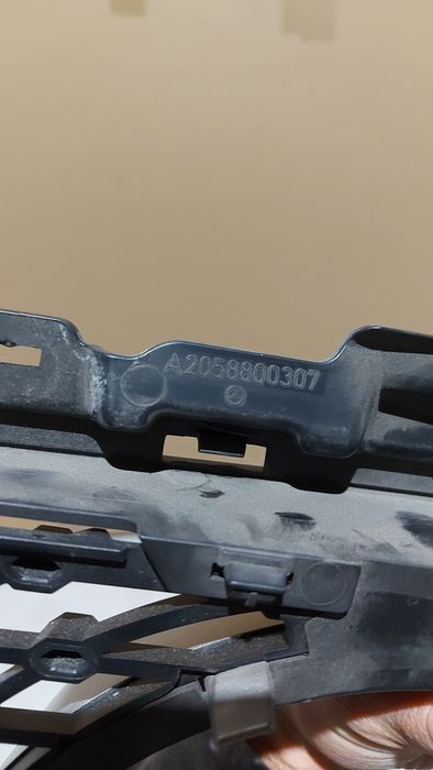 Grelha diamante mercedes  C W205