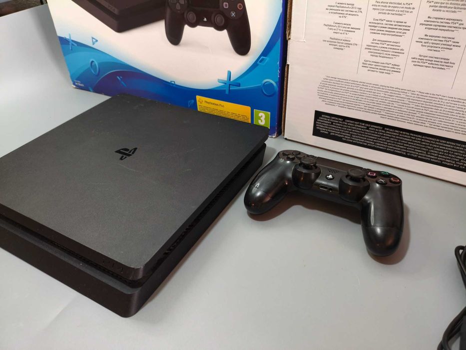 Playstation 4 Slim