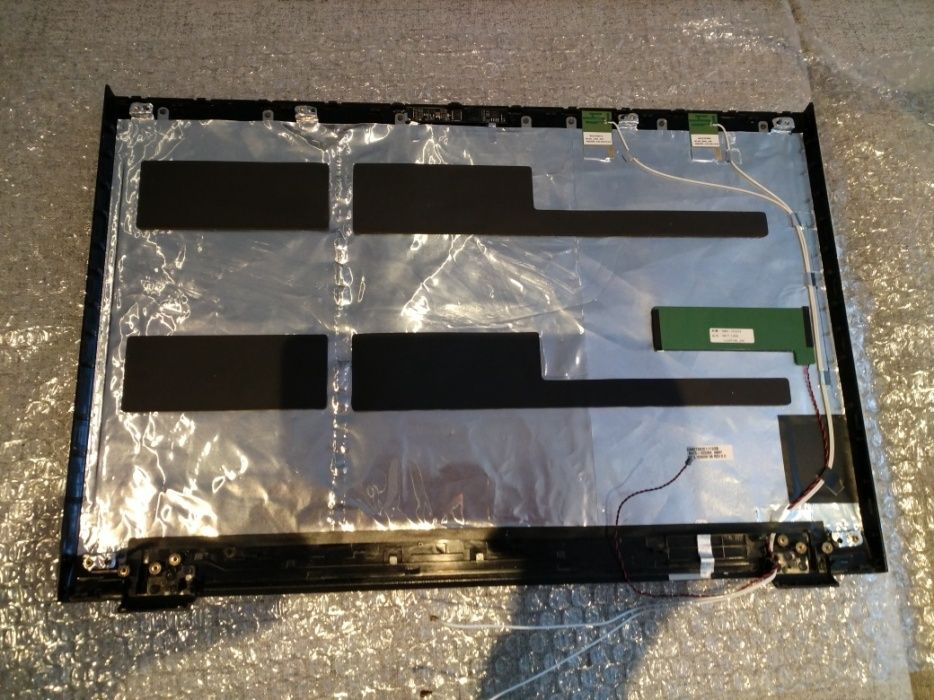 Klapa matrycy + ramka SAMSUNG NP700G7A