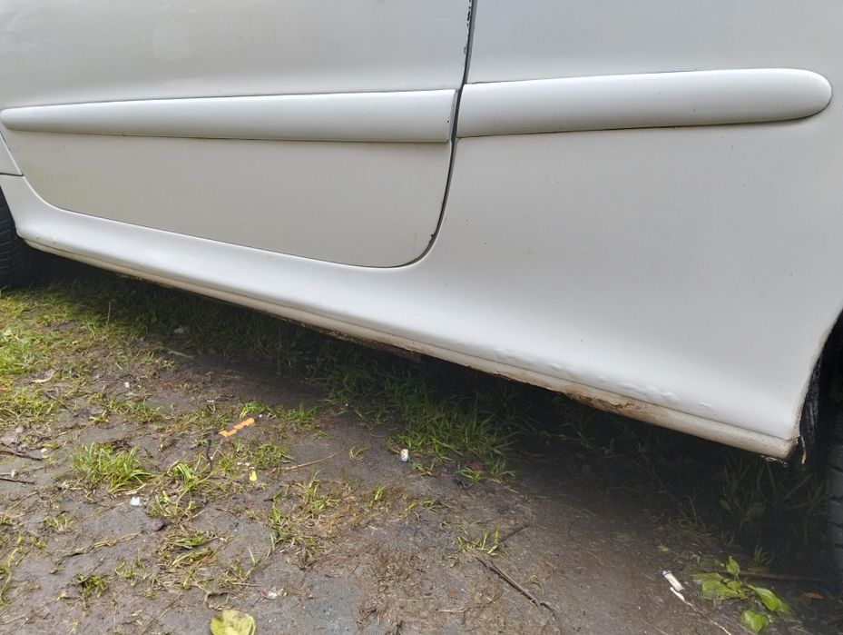 Продається Пежо 206