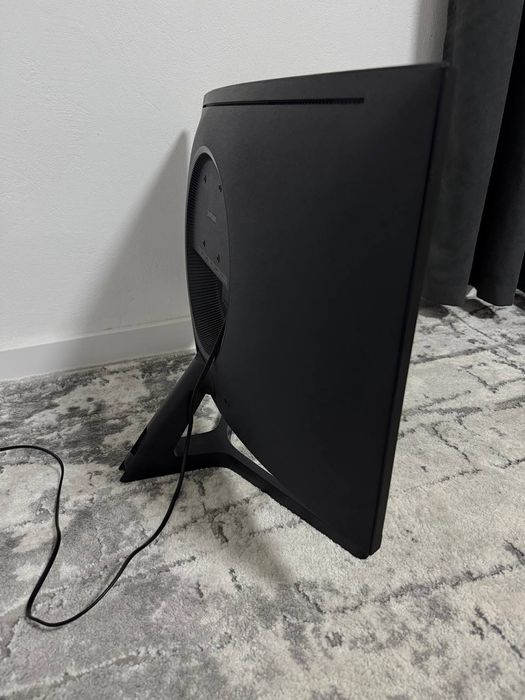 Монітор 27" Samsung Gaming LC27RG50 (LC27RG50FQIXCI)