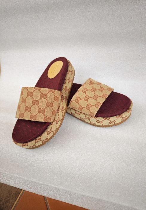 Босоніжки GUCCI SUPREME ANGELINA, 40 - 41р