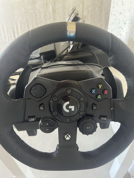 Kierownica Logitech G923 RACING z pedałami i shifterem- xbox i PC