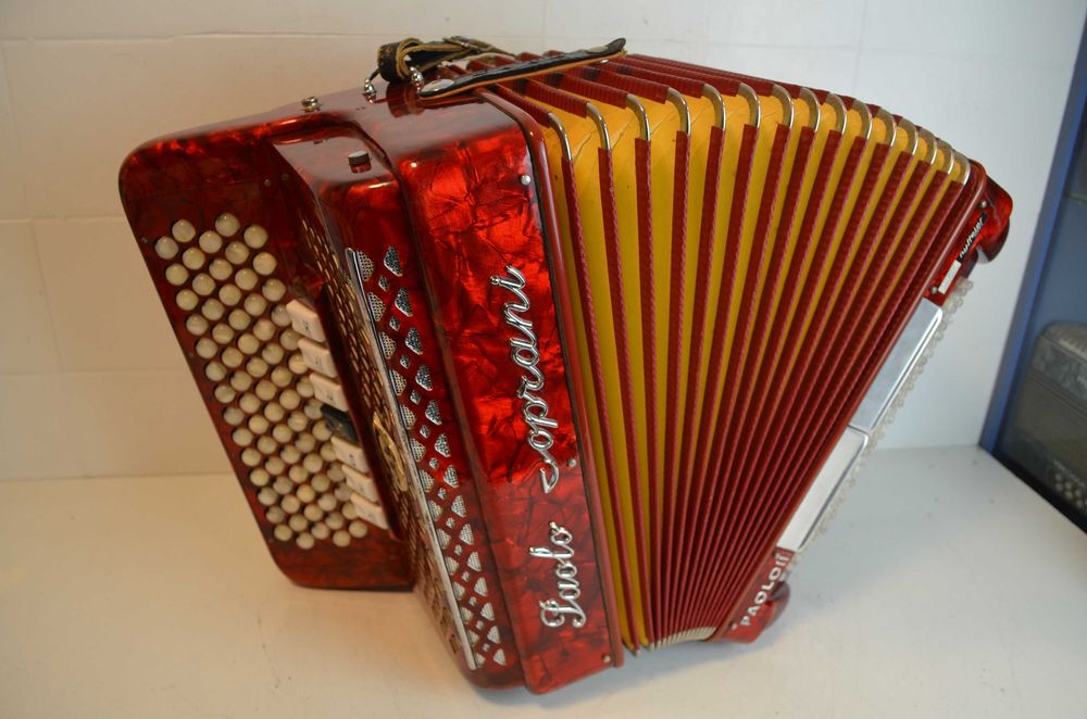 Acordeao Paolo Soprani Especial 3 voz. N 421