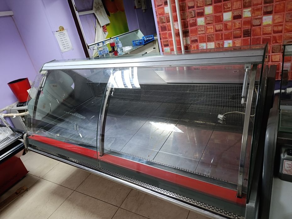 Продам холодильні вітрини
