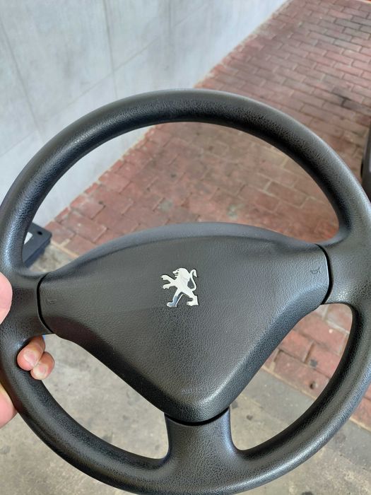 Volante Peugeot  207