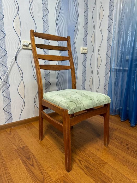 Продам стул  б/у