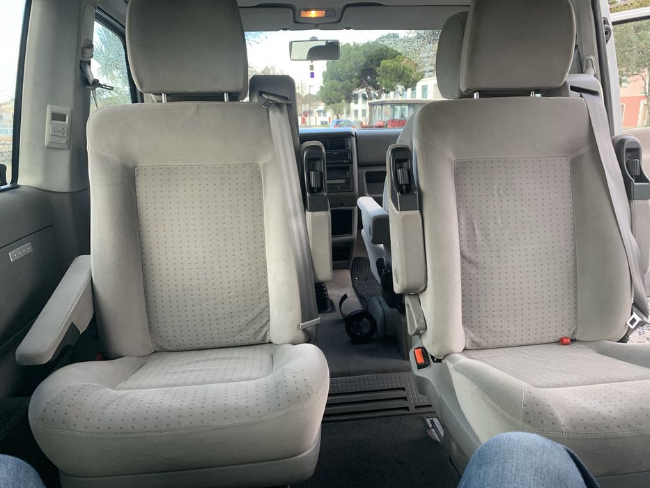 VW T4  Transporter CARAVELLE 2.5 TDI  estimado