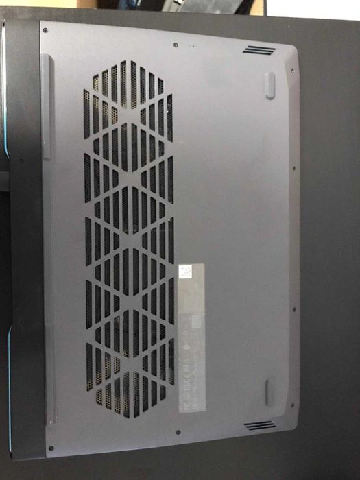 Portátil Lenovo LOQ RTX 4050 i5 512GB SSD