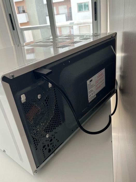 Microonda marca MEI