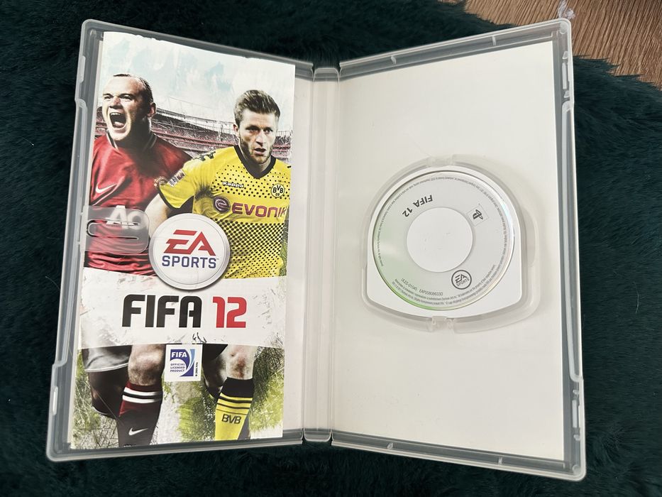 Gra Fifa 12  PSP