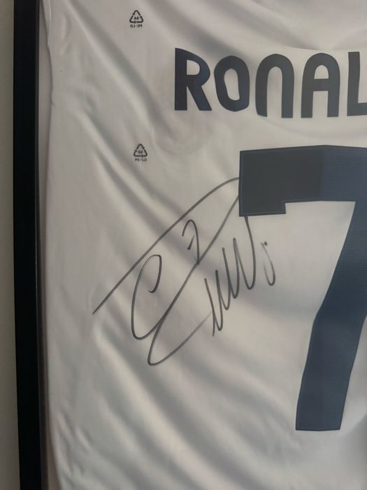 Camisola autografada Cristiano Ronaldo