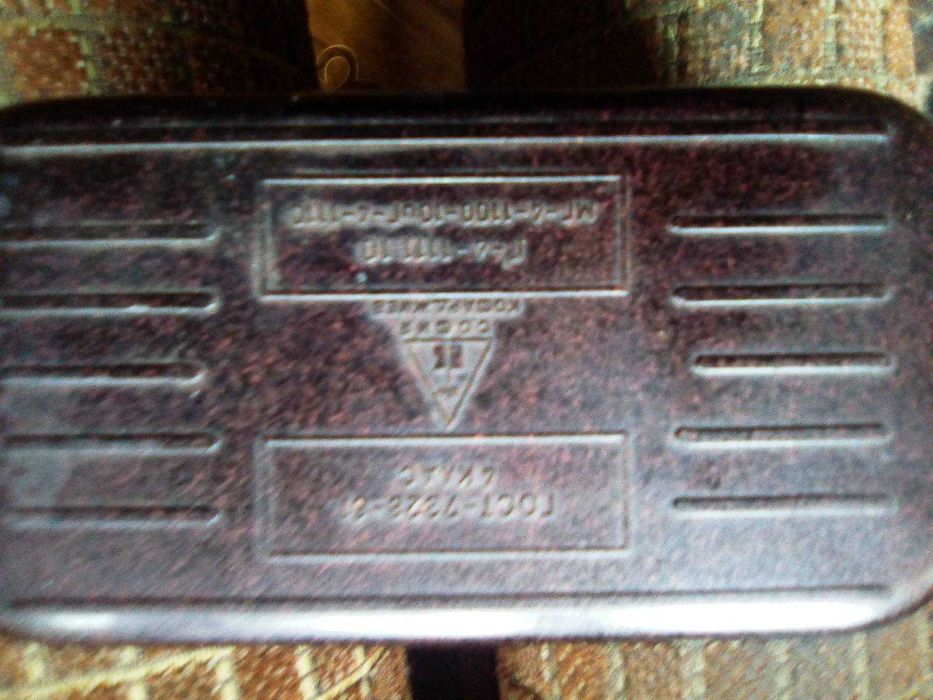 Продам гыри медецынские в пластиковой коробке