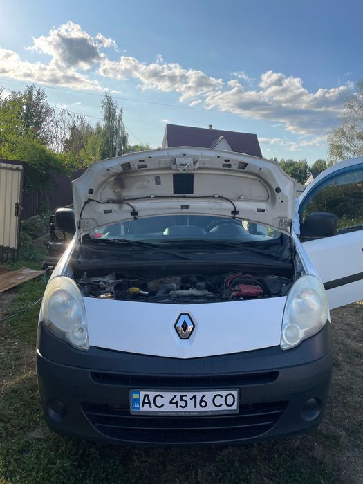 Продаж автомобіля Reno Kengo