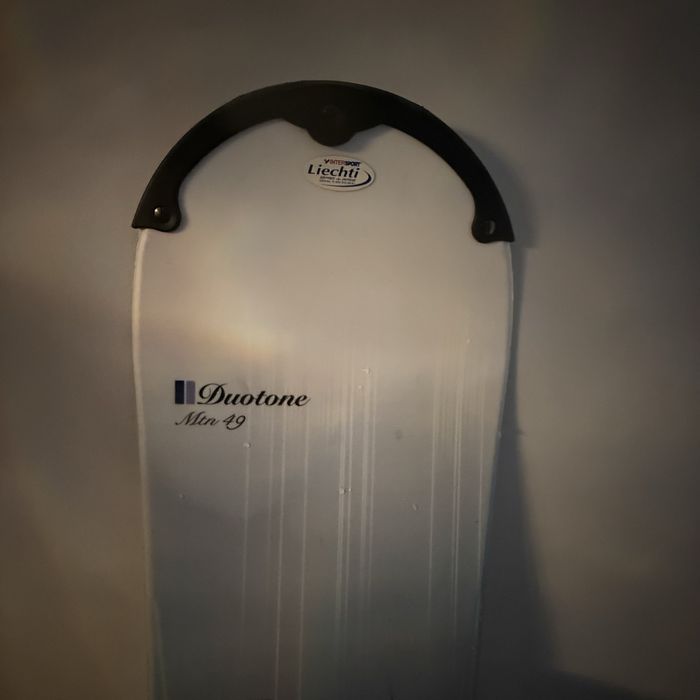 Snowboard Duotone Mtn 49 + wiązania
