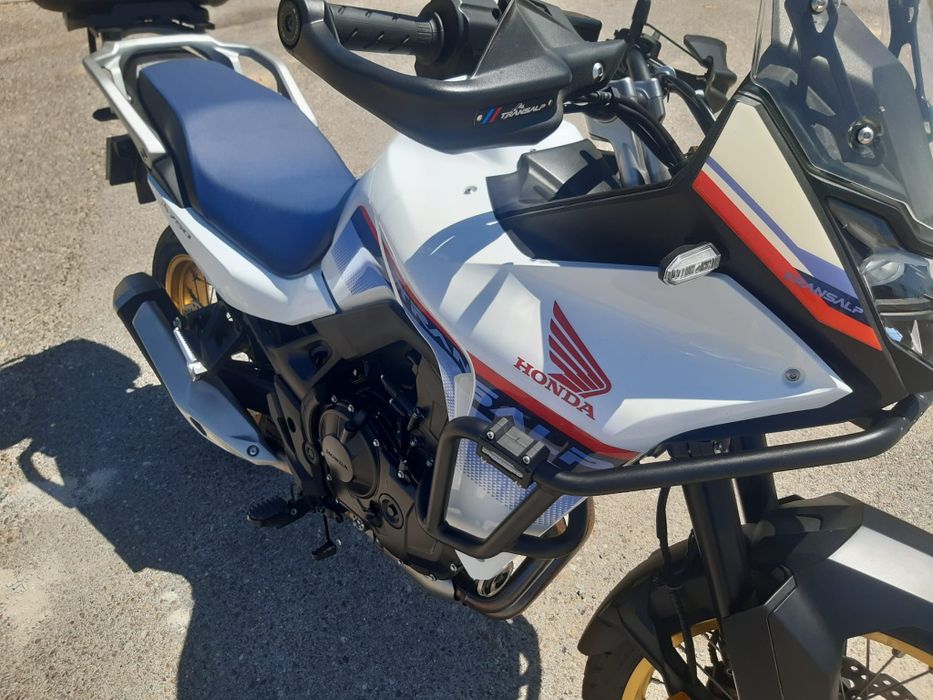 Honda Transalp 750