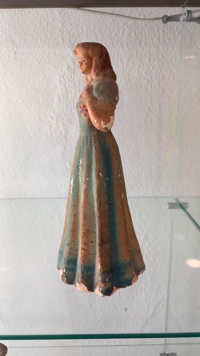 faiança figura de senhora