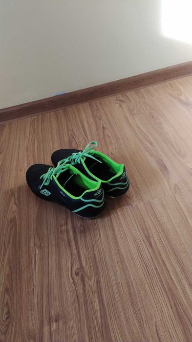 Бутси 43 р. Ціна 550 грн