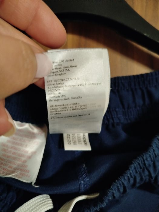 Spodnie dresowe chłopięce Adidas 11/12 stan idealny