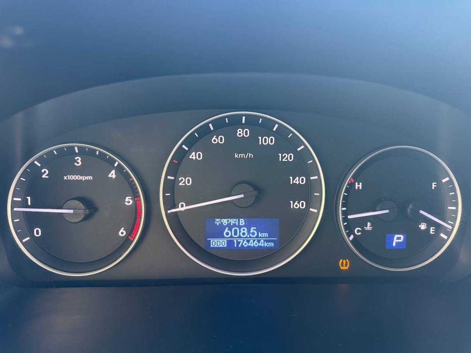 Hyundai Grand Starex 2017 VIN KMJWA37KBHU897038 фото оголошення 15 з 21