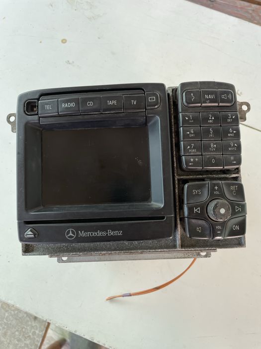 Магнітола мерседес w220