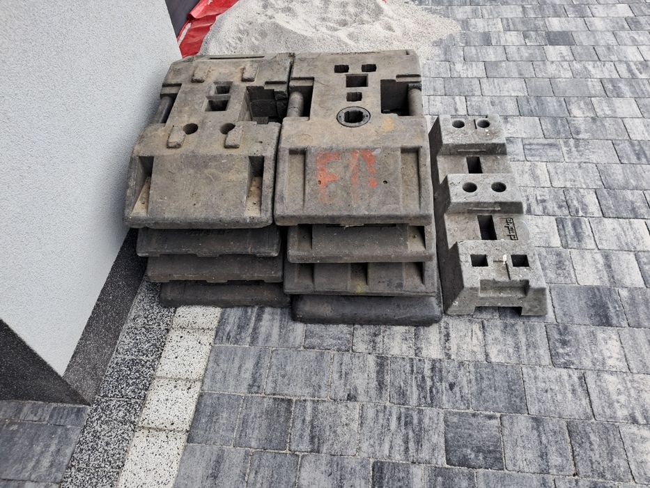Podstawa drogowa i ogranicznik skrajny