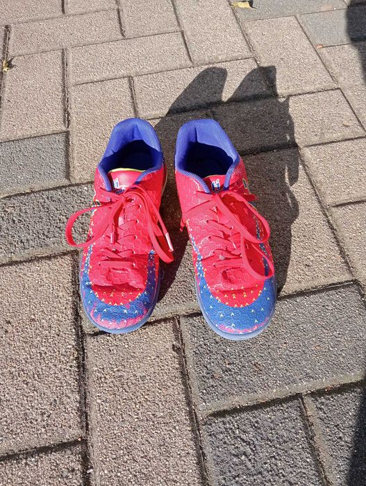 Halówki Huari rozmiar 35