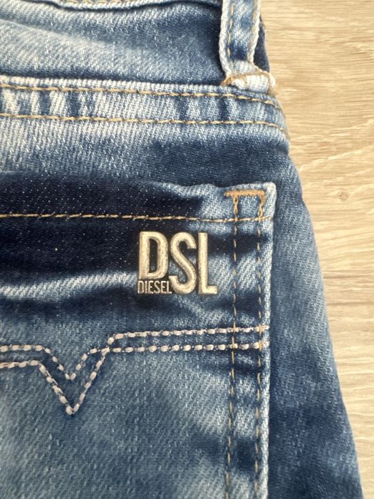 Spodnie DIESEL rozmiar 98