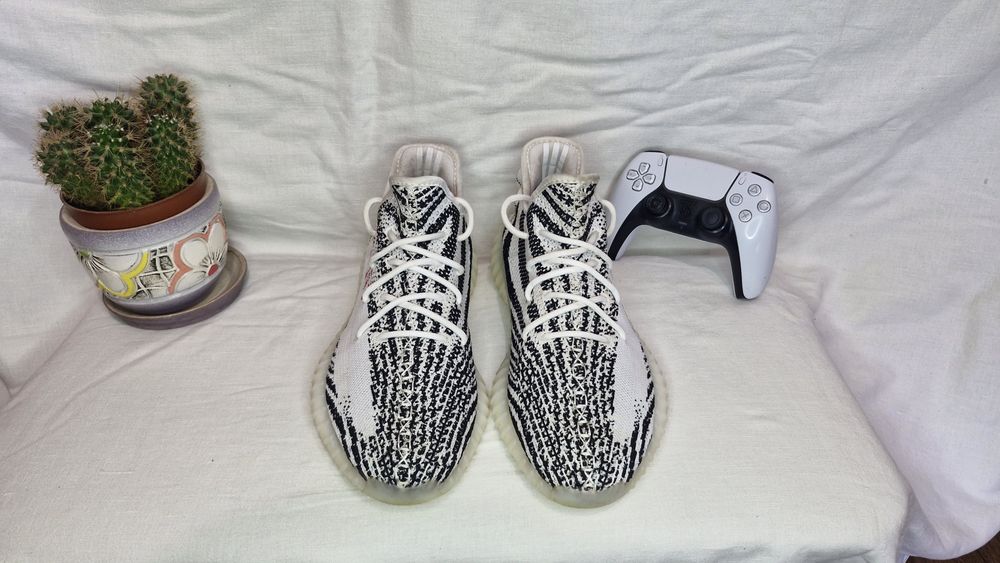 adidas gazelle silver green womens Yeezy Boost 350 V2 'Zebra' 2022/2023  Imperial edge